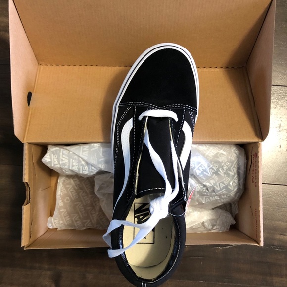 Vans Shoes - Picture 2 of 3
